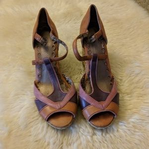 Seychelles peep toe t strap wedges brown 6 leather